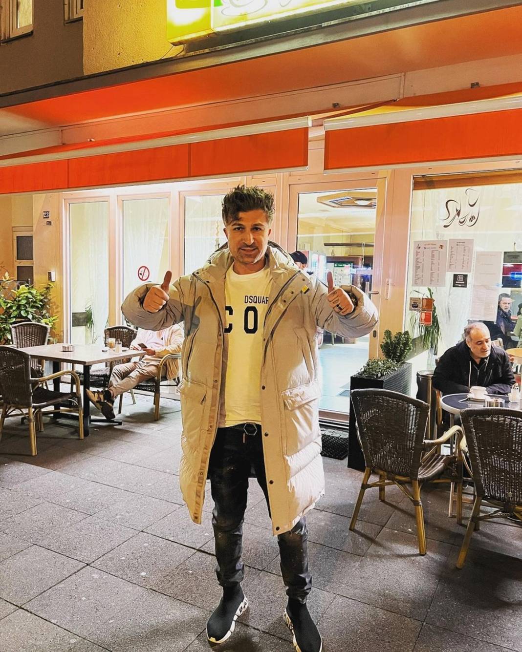 Lotodan kazandığı parayı takipçilerine dağıtıyor! Milyoner Kürşat Yıldırım'dan şaşırtan karar! 5